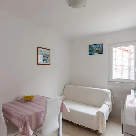 Anka 2 Apartment *