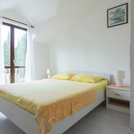 Apartment Anka 2 *